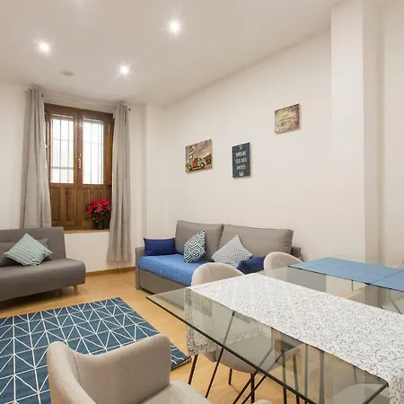 Apartamento Calle Santiago Centro Apartment *